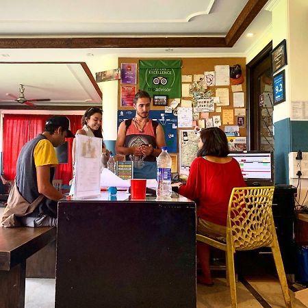 Хостел Madpackers Delhi Нью-Делі Екстер'єр фото